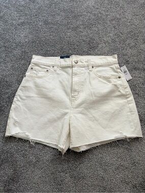GAP Cream High-Waist Raw-Hem Denim Shorts